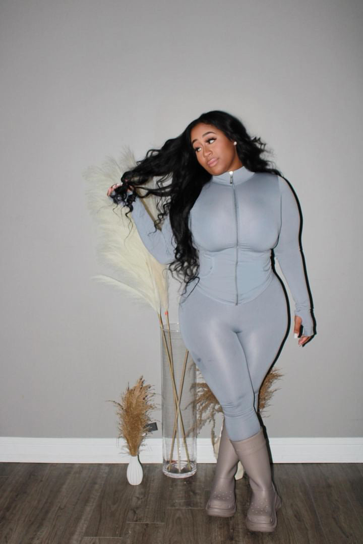 Cool grey chill set